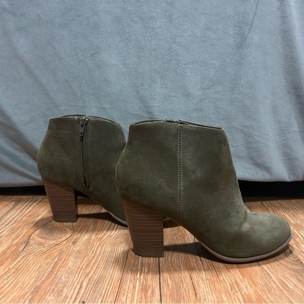 Old Navy Forest Green Ankle Booties